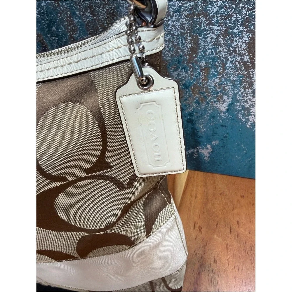 Coach Y2K 2009 Signature Stripe Canvas Hobo Bag Khaki Ivory GUC
